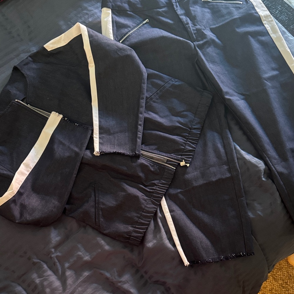 Tracksuit blue & white